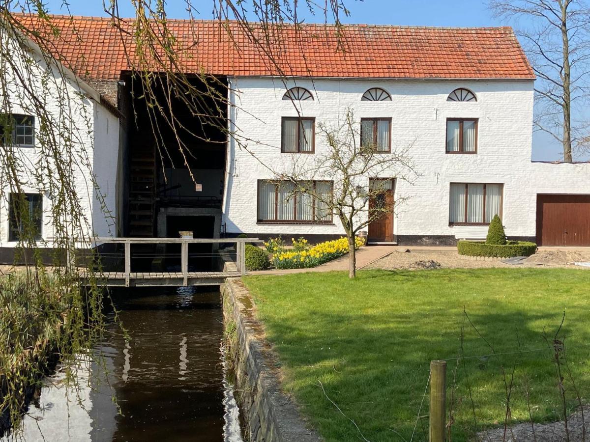 Vakantiewoning Wurfeldermolen Maaseik Bagian luar foto
